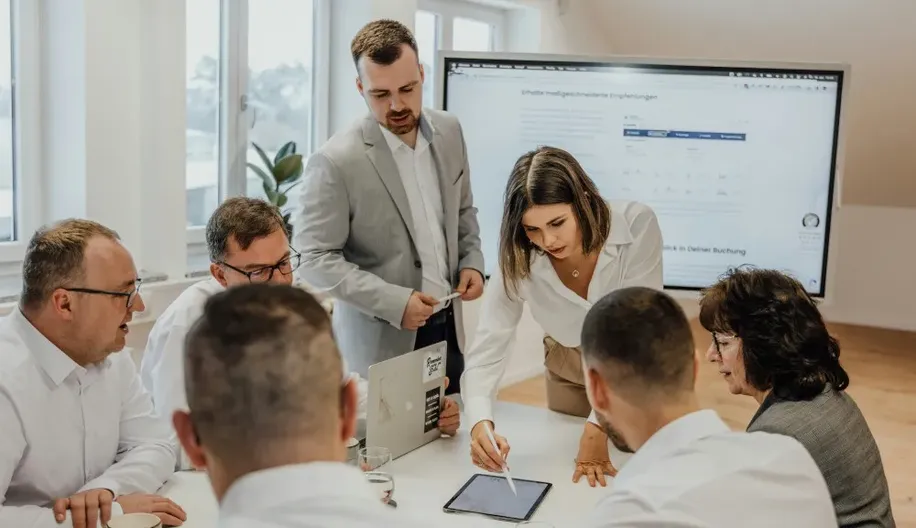 Expert Program